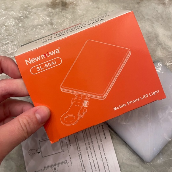 Clip On Light for Phones - Picture 12 of 12